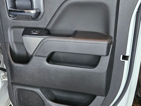 Used 2018 Chevrolet Silverado 1500 LT w/ All Star Edition image 15