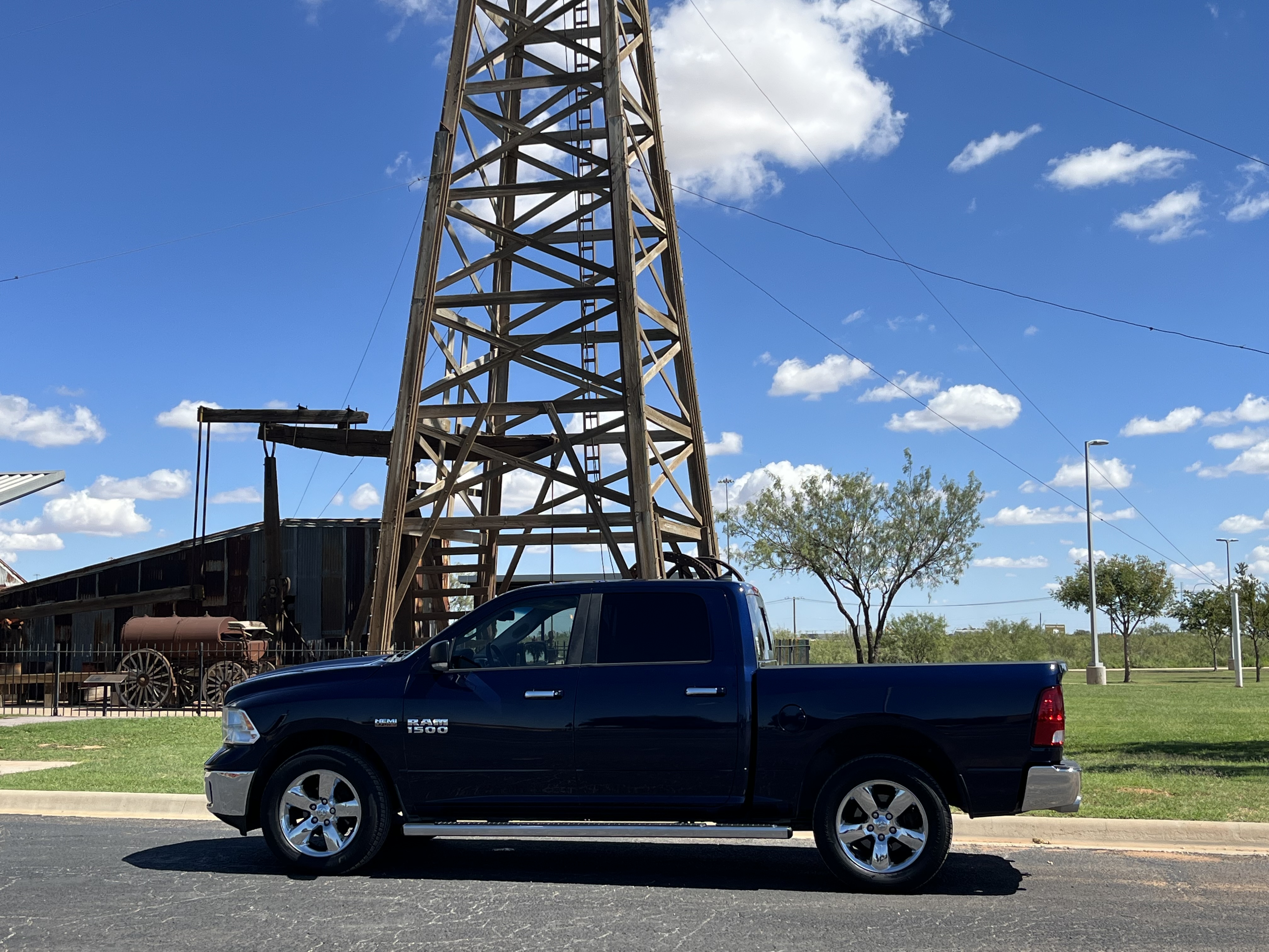 Used 2013 RAM 1500 Lone Star RWD image 2