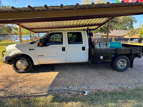Used 2004 Ford F350 2WD Crew Cab DRW Super Duty image 12