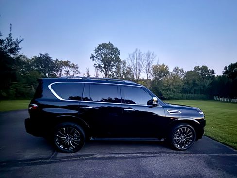 Used 2023 Nissan Armada Platinum w/ Cargo Package RWD image 6
