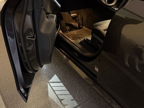 Used 2025 BMW X3 xDrive30i w/ Premium Package image 9