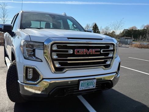 Used 2019 GMC Sierra 1500 SLT w/ SLT Premium Plus Package image 14