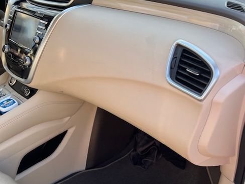 Used 2018 Nissan Murano Platinum w/ Cargo Package image 11