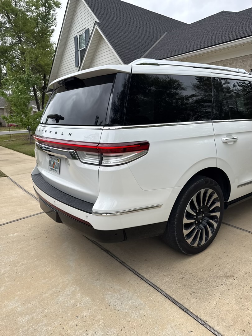 Used 2023 Lincoln Navigator Black Label AWD/4WD image 5
