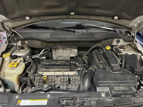 Used 2010 Dodge Caliber SXT image 20