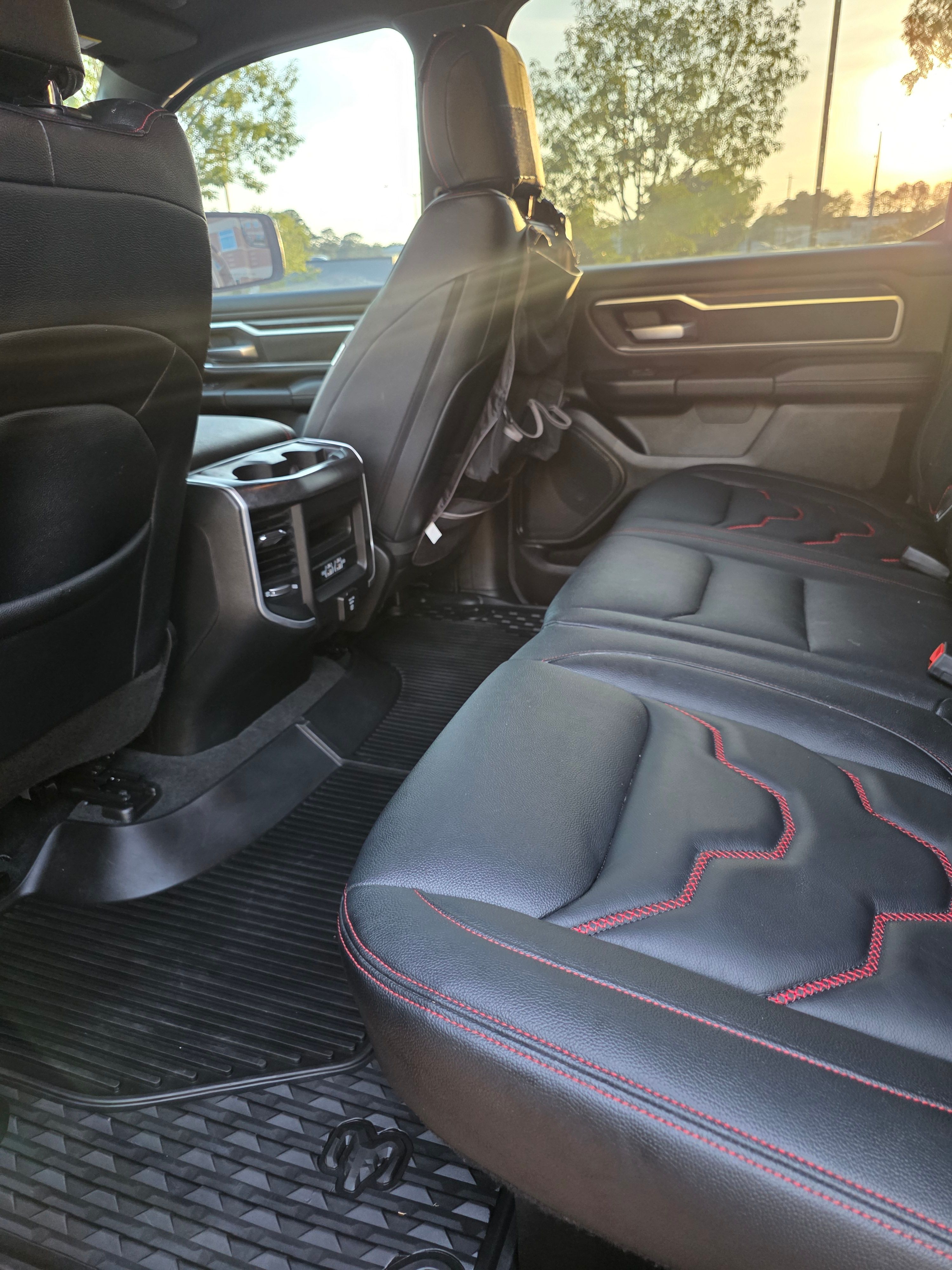 Used 2022 RAM 1500 Big Horn AWD/4WD image 13