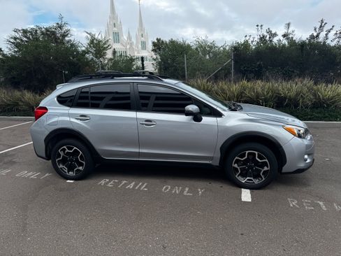 Used 2015 Subaru Crosstrek 2.0i Limited AWD/4WD image 6