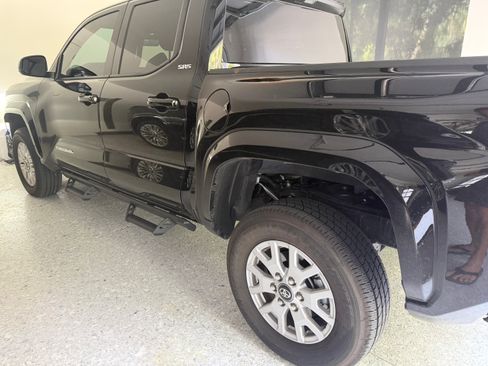 Used 2025 Toyota Tacoma SR5 AWD/4WD image 1