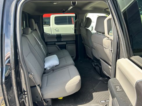 Used 2018 Ford F150 XLT w/ Trailer Tow Package AWD/4WD image 8