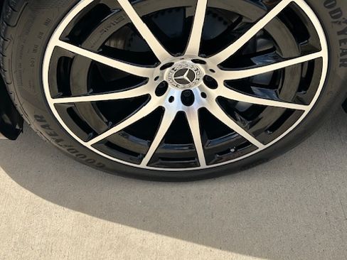 Used 2023 Mercedes-Benz EQS 580 EQS 580 4MATIC Sedan 4D image 27