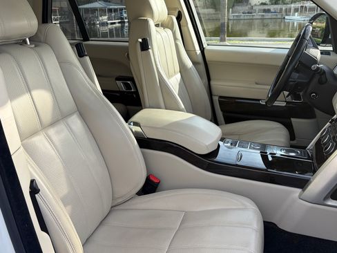 Used 2015 Land Rover Range Rover Supercharged image 15