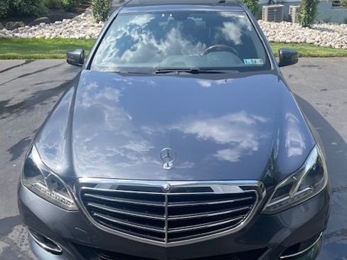Used 2014 Mercedes-Benz E 350 4MATIC Sedan image 10