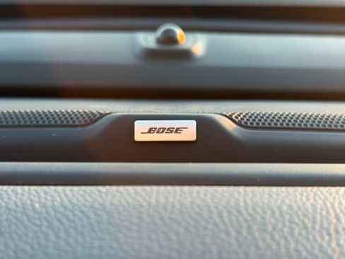 Used 2018 Chevrolet Colorado Z71 image 12