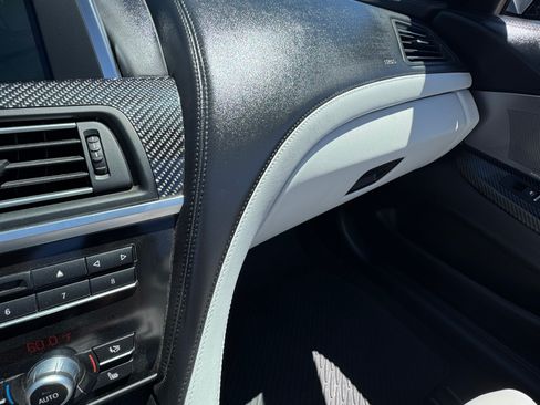 Used 2014 BMW M6 Convertible 2D image 18