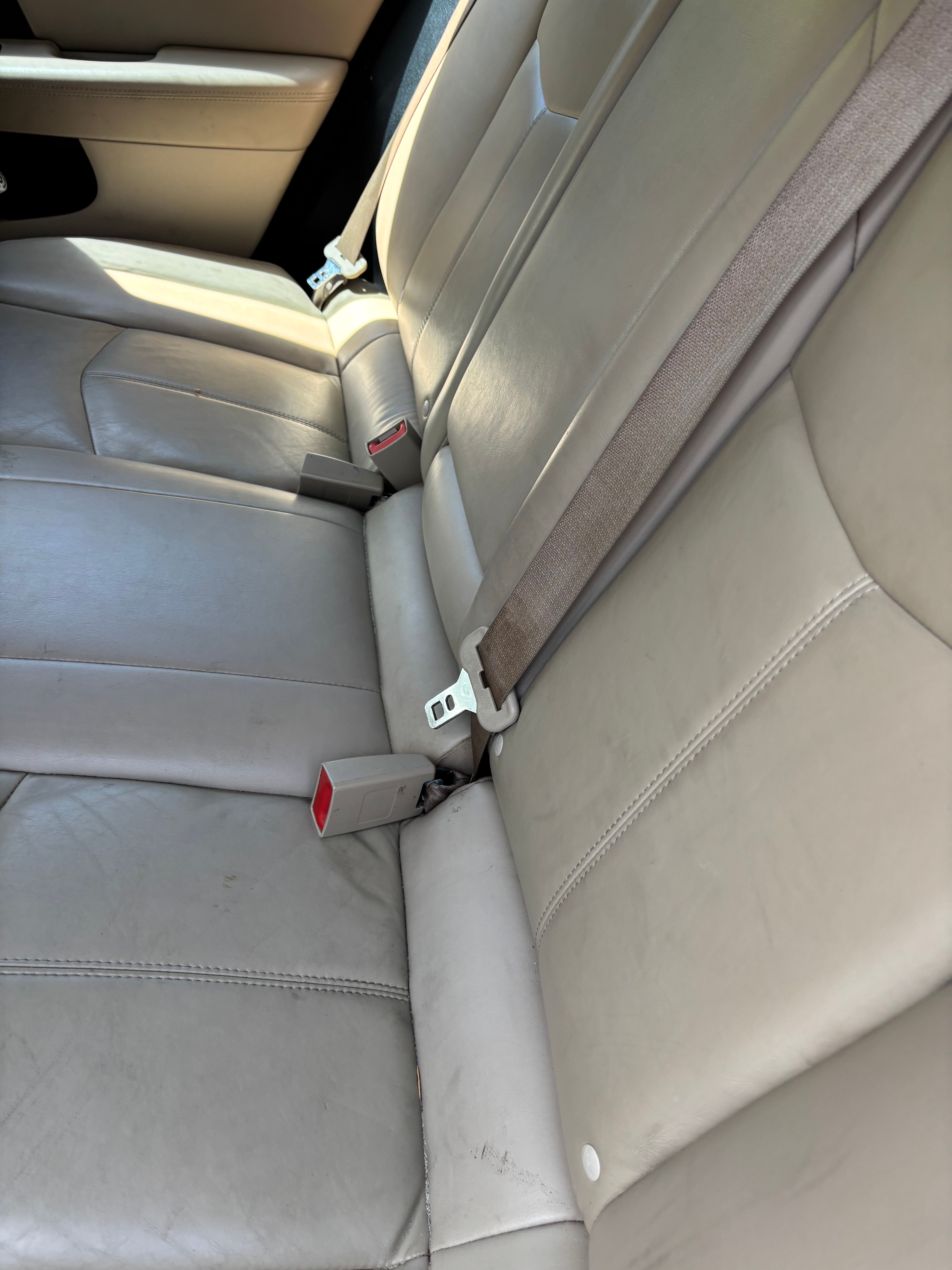 Used 2012 Chrysler 200 Limited FWD image 6