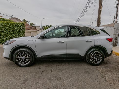 Used 2022 Ford Escape SE FWD image 5