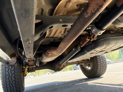 Used 2011 Toyota Tacoma 4x4 Double Cab w/ TRD Off-Road Pkg image 10