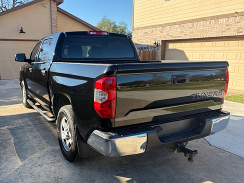 Used 2014 Toyota Tundra SR5 image 9