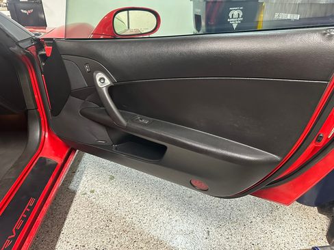 Used 2006 Chevrolet Corvette Z06 w/ Preferred Equipment Group image 14