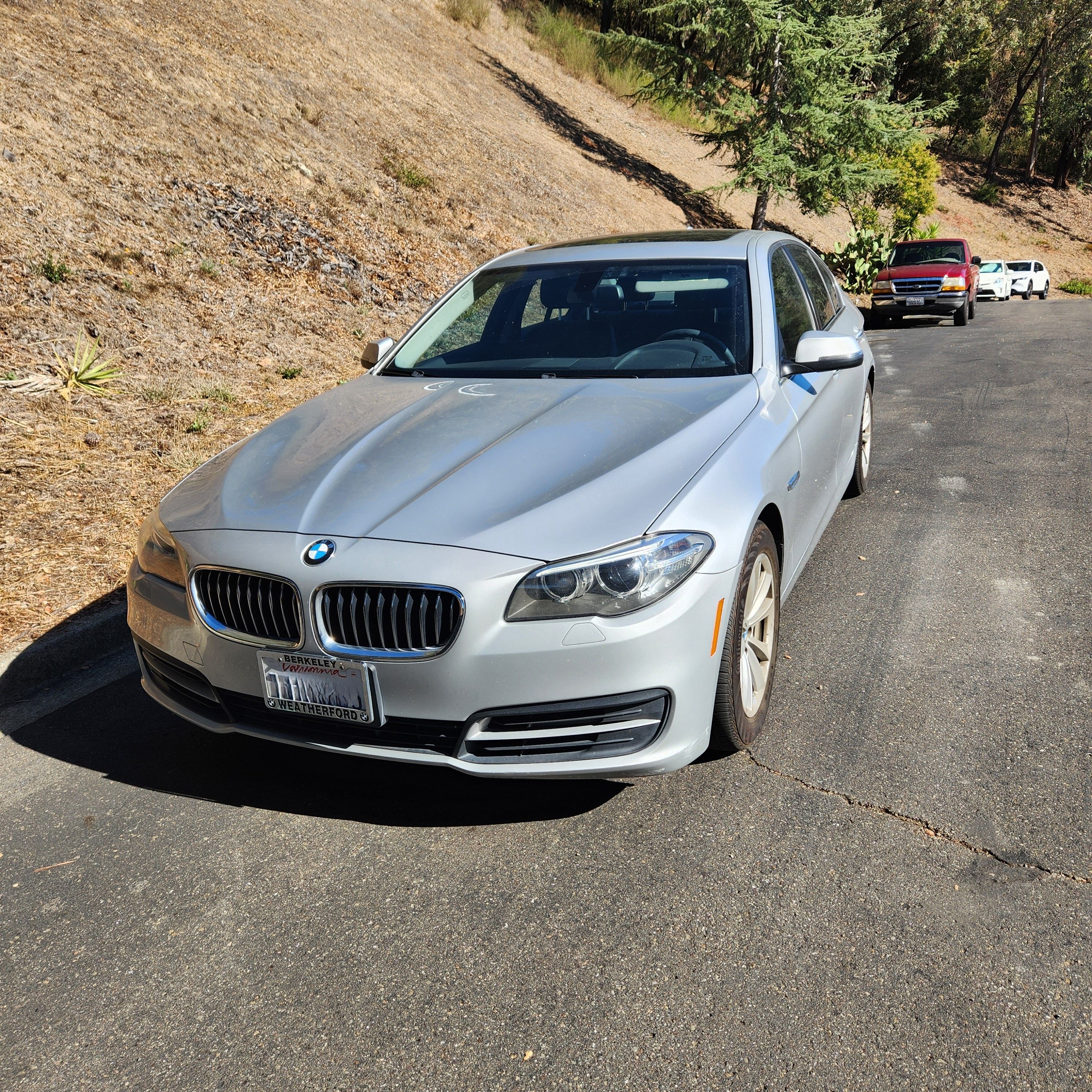 Used 2014 BMW 528i xDrive Sedan AWD/4WD image 1