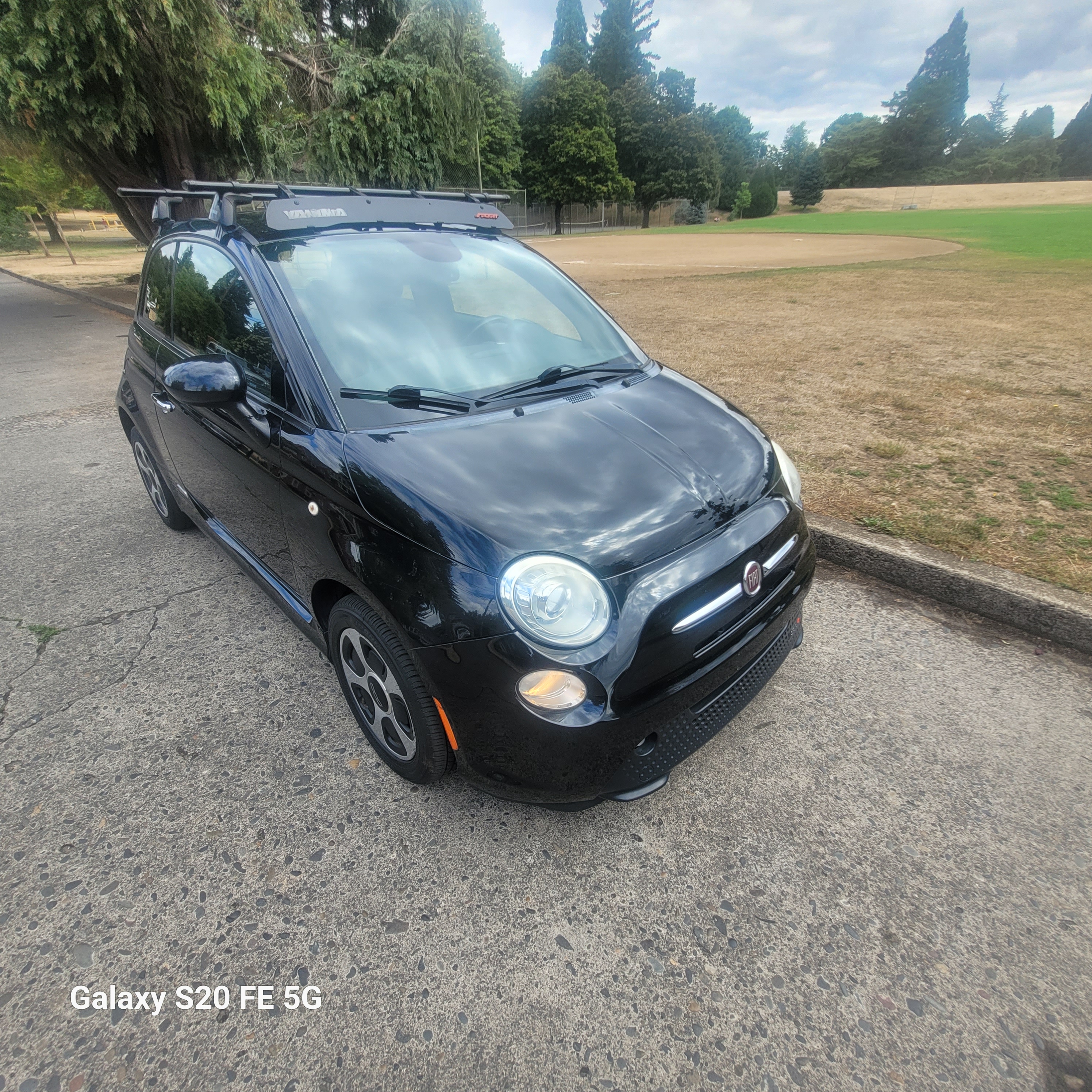 Used 2013 FIAT 500 e FWD image 10