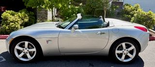 Used 2006 Pontiac Solstice Convertible w/ Premium Package RWD image 12