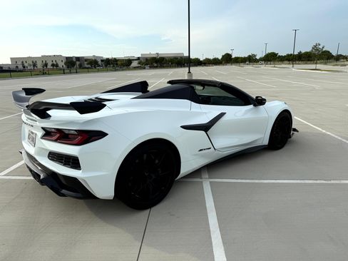 Used 2025 Chevrolet Corvette Z06 w/ Z07 Performance Package image 22