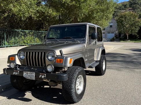 Used 2003 Jeep Wrangler Sahara AWD/4WD image 1