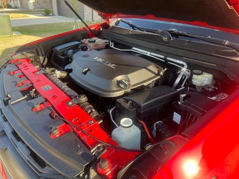 Used 2017 Chevrolet Colorado Z71 image 10