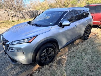 Used 2021 Nissan Rogue SV w/ Premium Package