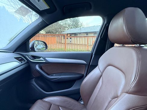 Used 2018 Audi Q3 2.0T Premium Plus w/ Premium Plus Package image 17