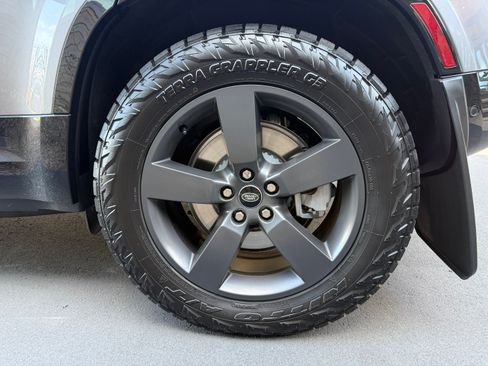 Used 2022 Land Rover Defender 110 X-Dynamic HSE image 23