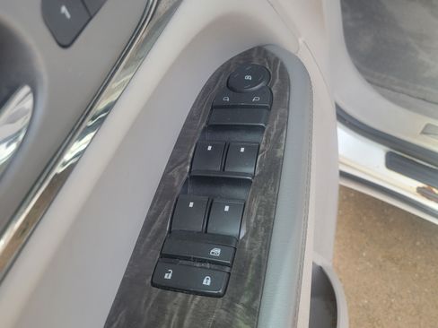 Used 2013 Buick Enclave Leather AWD/4WD image 8