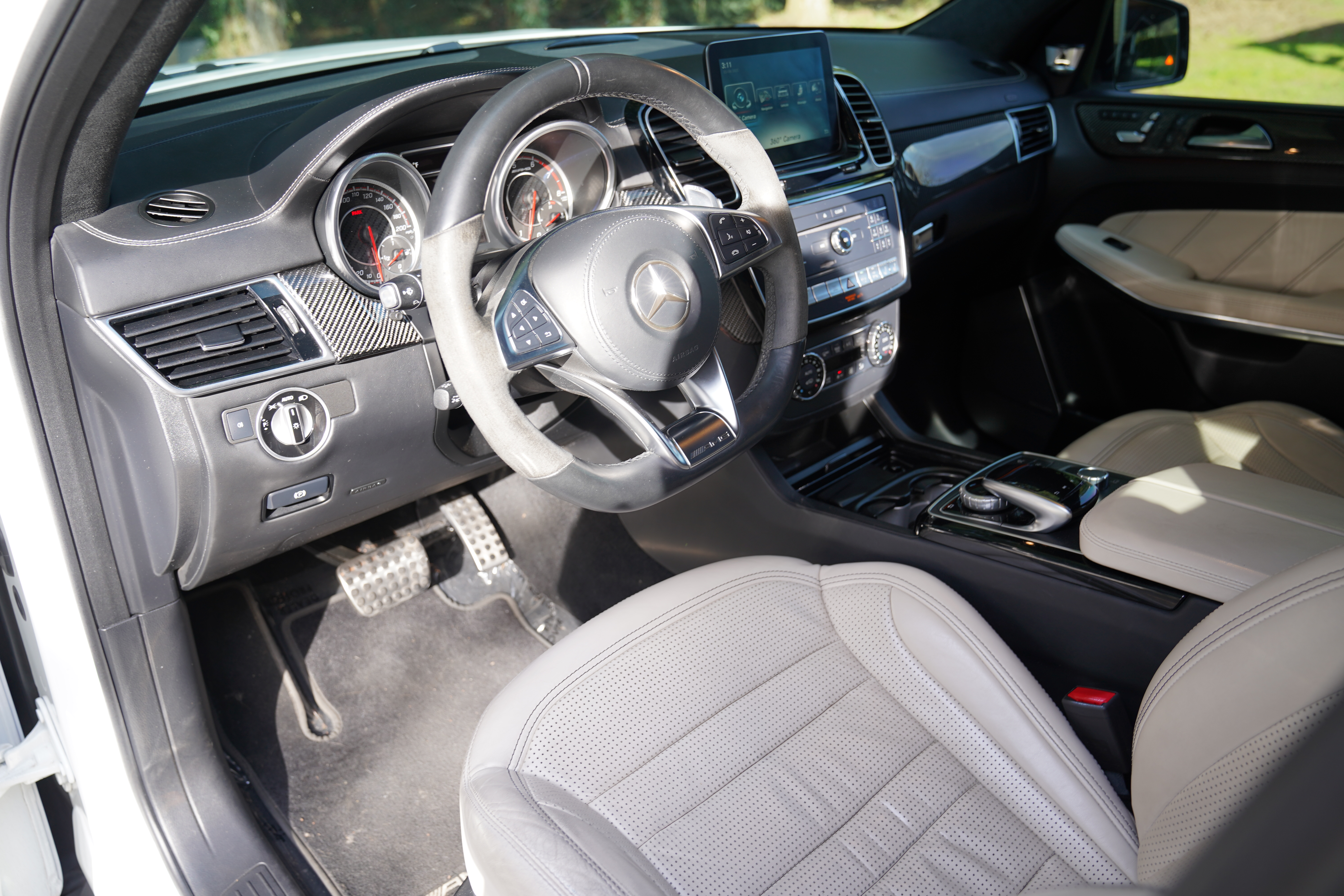 Used 2017 Mercedes-Benz GLS 63 AMG 4MATIC image 14
