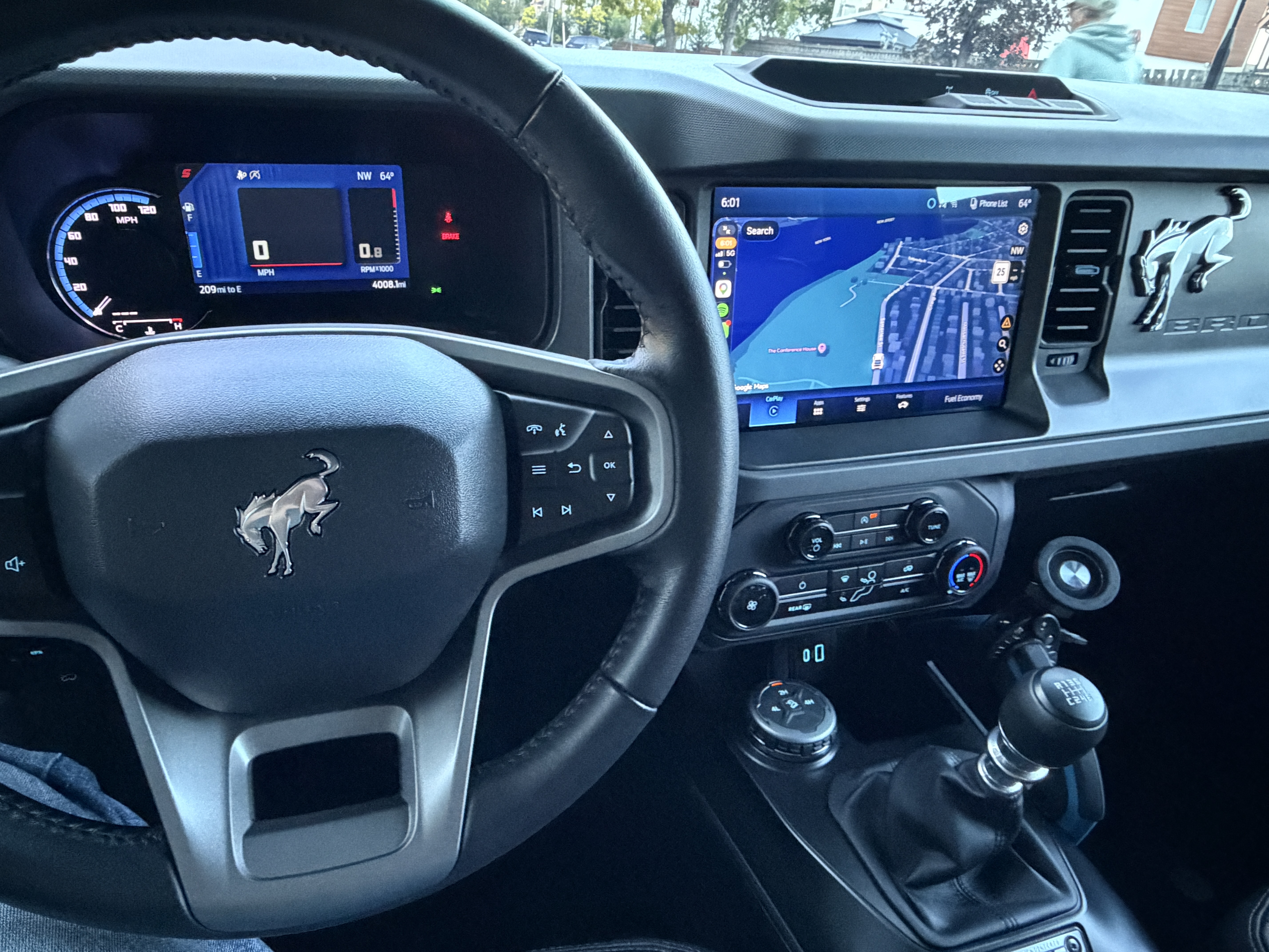 Used 2024 Ford Bronco Black Diamond AWD/4WD image 16