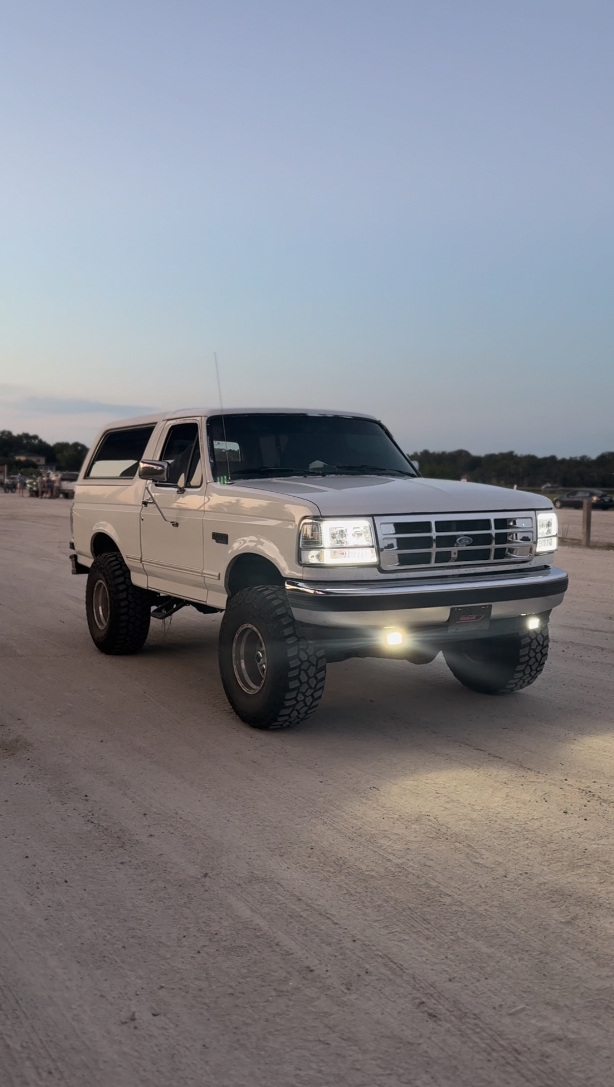 Used 1993 Ford Bronco AWD/4WD image 15