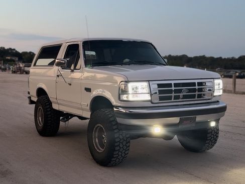 Used 1993 Ford Bronco image 15