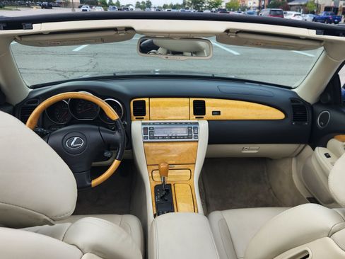 Used 2002 Lexus SC 430 Convertible RWD image 28