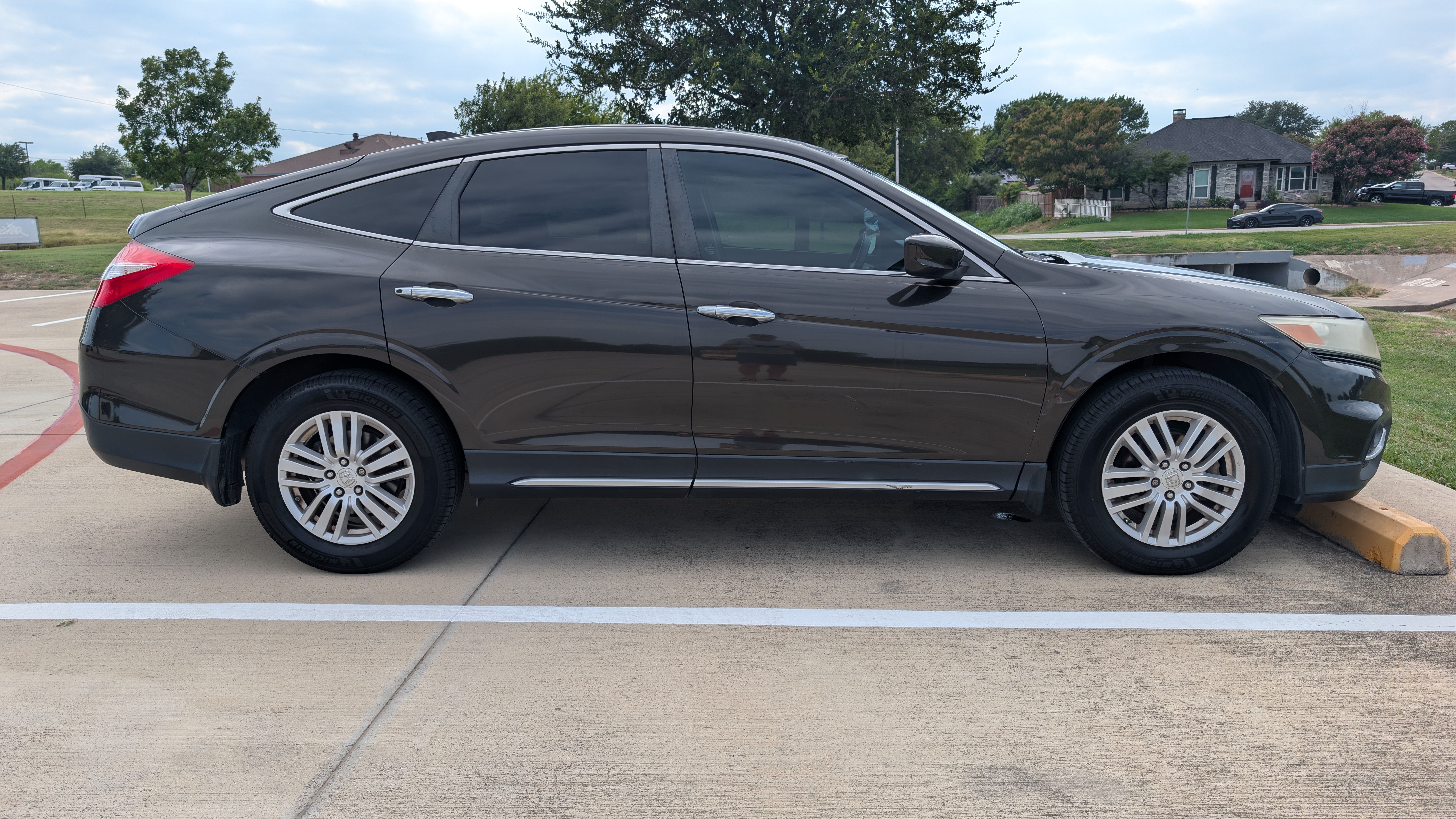 Used 2013 Honda Crosstour EX image 5
