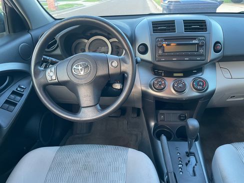 Used 2012 Toyota RAV4 FWD w/ Value Pkg image 6