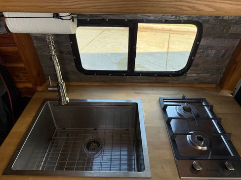 Used 2021 RAM ProMaster 2500 image 8