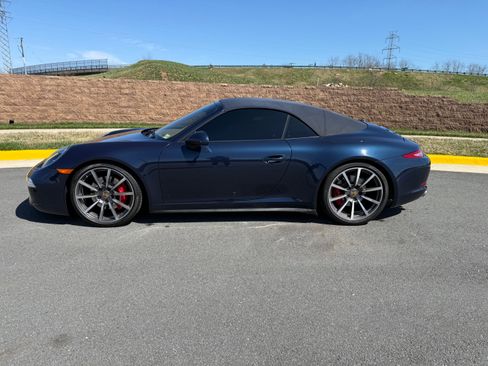Used 2013 Porsche 911 Carrera 4S image 5