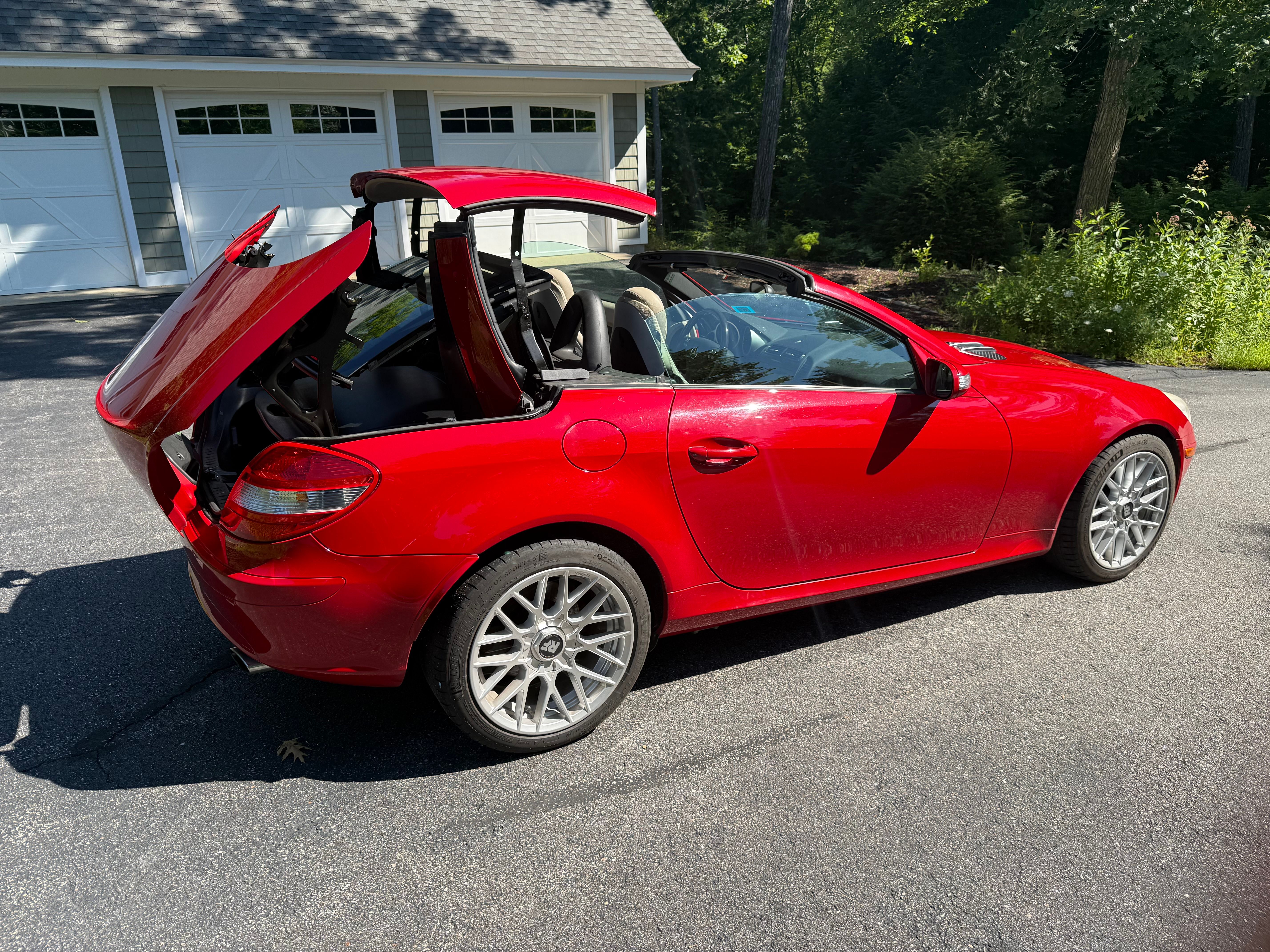 Used 2005 Mercedes-Benz SLK 350 image 10