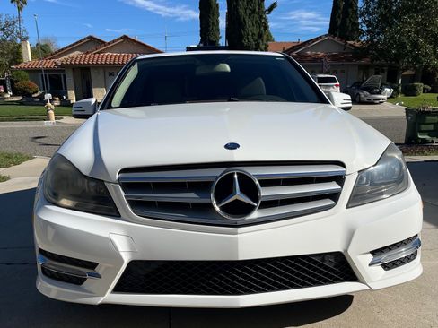 Used 2013 Mercedes-Benz C 300 4MATIC Sedan image 1