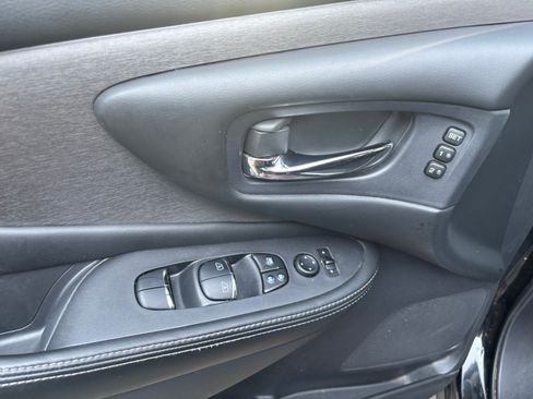 Used 2019 Nissan Murano SL AWD/4WD image 23