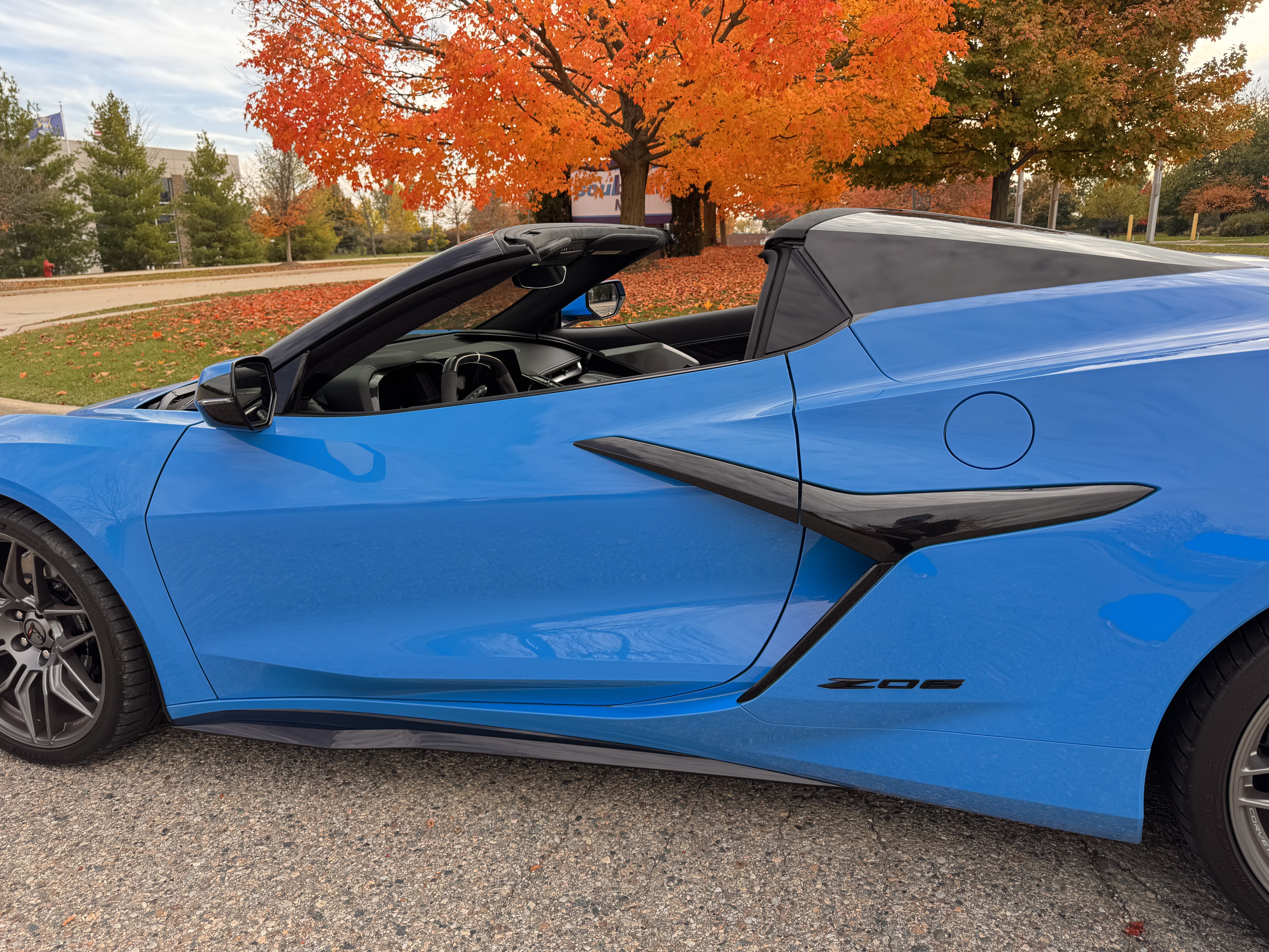 Used 2024 Chevrolet Corvette Z06 w/ Battery Protection Package RWD image 4
