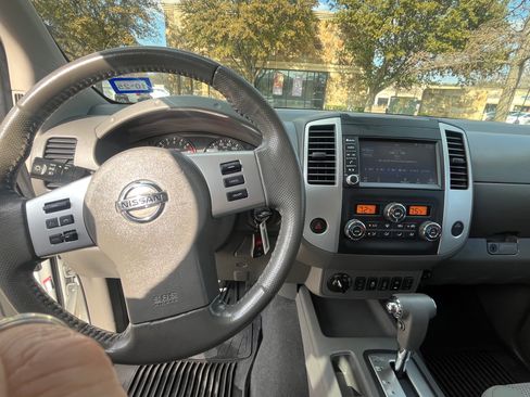 Used 2019 Nissan Frontier SV w/ Value Truck Package image 2