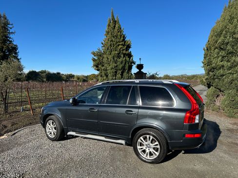 Used 2014 Volvo XC90 3.2 w/ Climate Package image 5