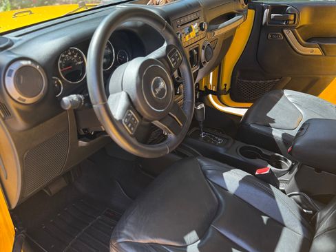 Used 2015 Jeep Wrangler Unlimited Sport w/ Quick Order Package 24S image 10