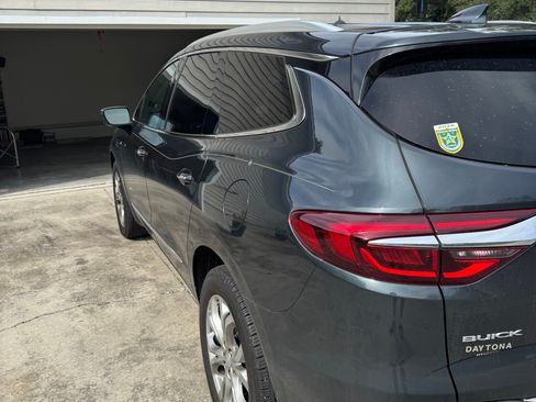 Used 2018 Buick Enclave Avenir w/ Trailering Package FWD image 12